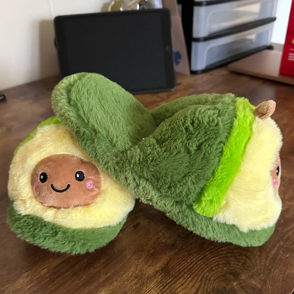 COPY - Avocado Slippers